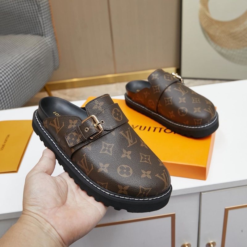 Louis Vuitton Slippers